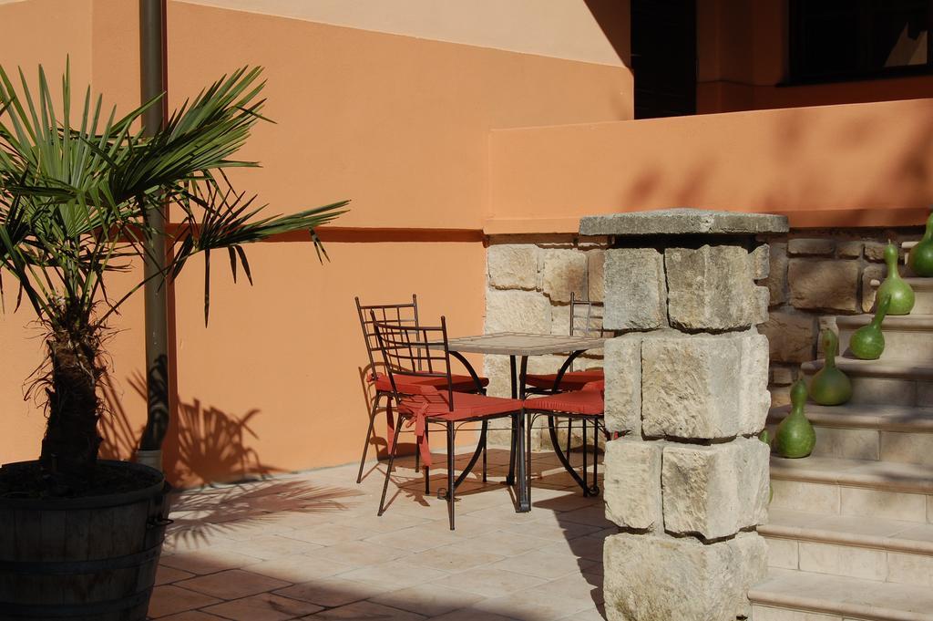 Hotel Gut Zentgraf Mörbisch am See Zewnętrze zdjęcie