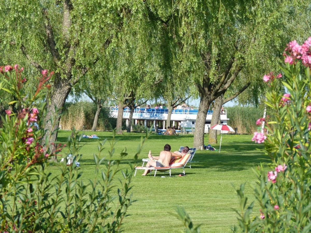 Hotel Gut Zentgraf Mörbisch am See Zewnętrze zdjęcie